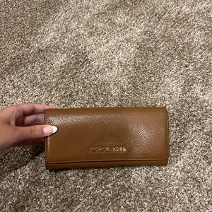 SOLD Michael Kors wallet